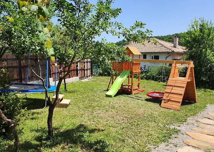 роден балкан بيت للعطل