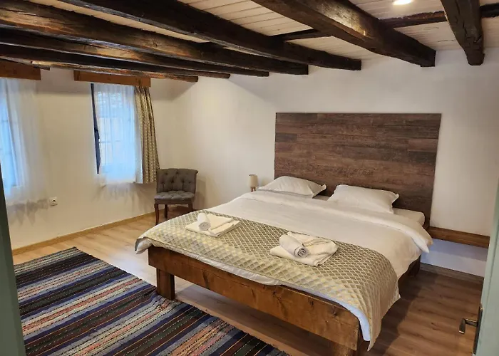 роден балкан Karali